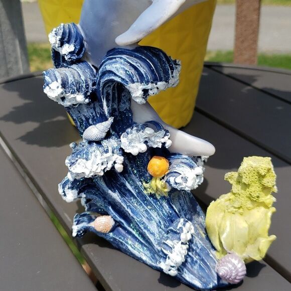 Cute Vintage Dolphin Resin Figurine - Picture 7 of 7